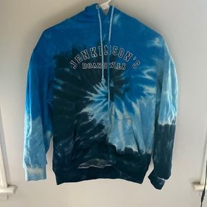 Tie dye jenkinson boardwalk